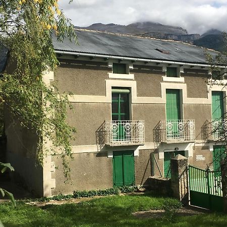 Villa Rosalía Villanúa Exterior foto